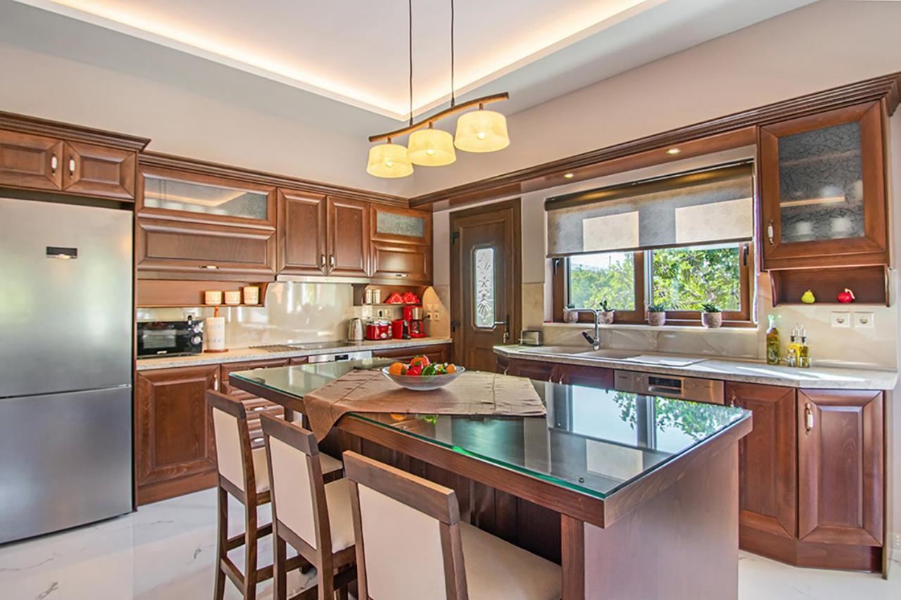 Zissis Villa & Pool 5Min Drive To Beach Kato Yerakarion Екстер'єр фото