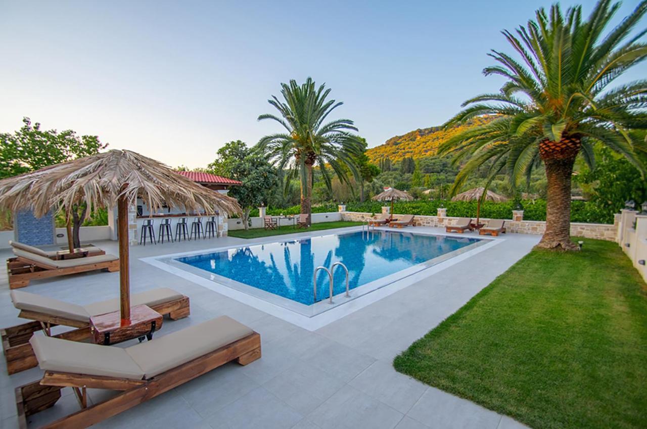 Zissis Villa & Pool 5Min Drive To Beach Kato Yerakarion Екстер'єр фото